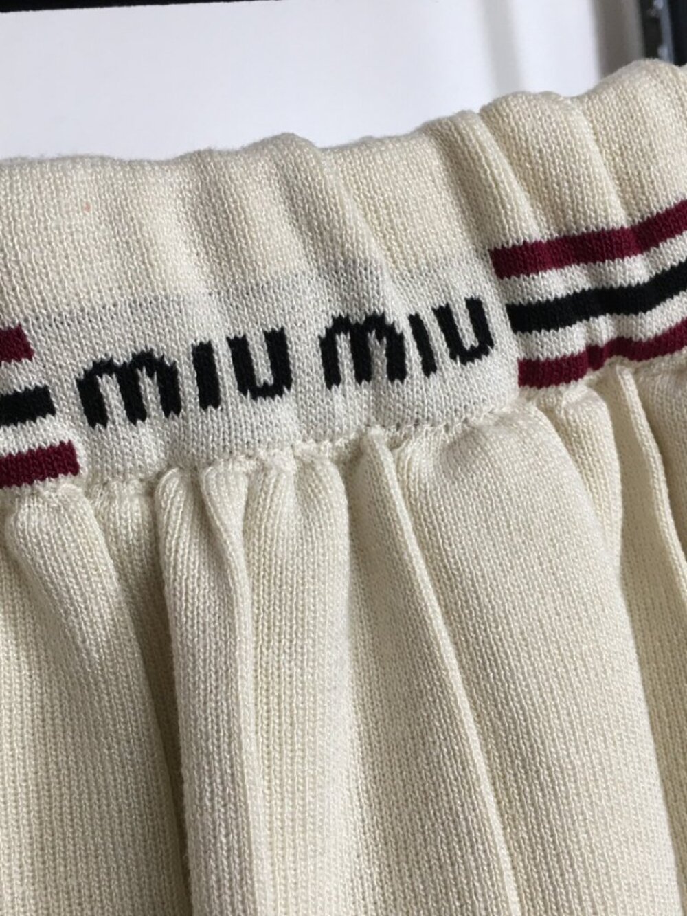 Miu Miu - Apricot - Skirt - Preppy-style pleated red stripes - Picture 5 of 6